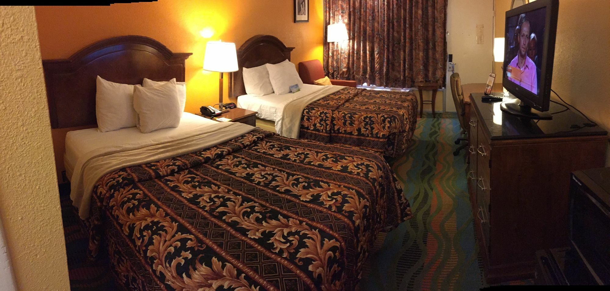 Days Inn By Wyndham Norfolk Military Circle Bagian luar foto